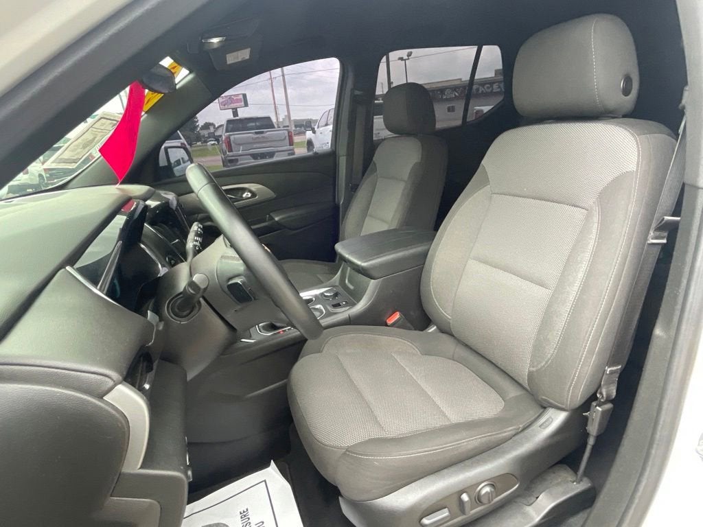 2023 Chevrolet Traverse 2FL