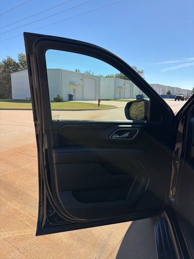 2023 Chevrolet Suburban LS