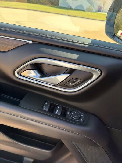 2023 Chevrolet Suburban LS