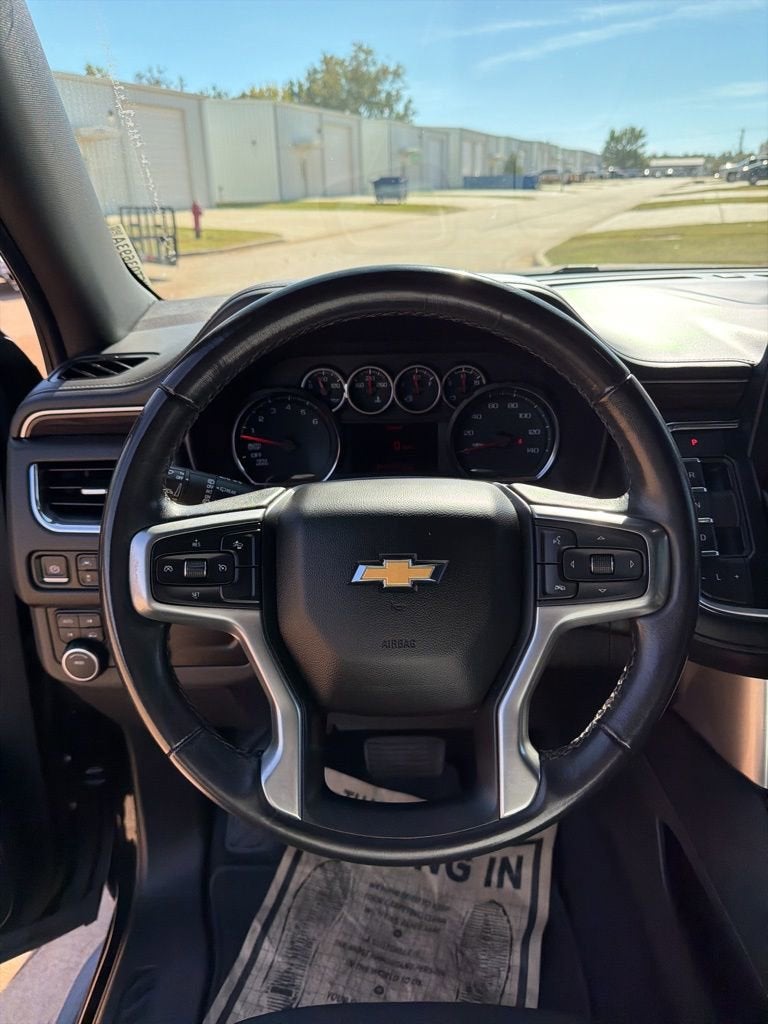 2023 Chevrolet Suburban LS