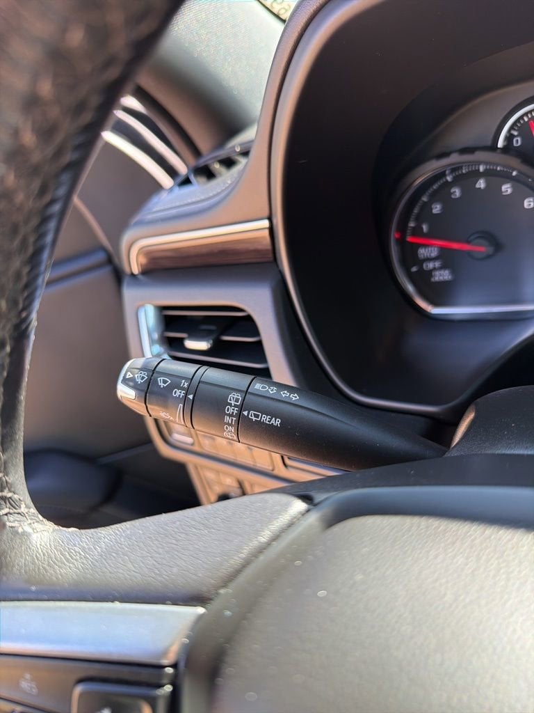 2023 Chevrolet Suburban LS