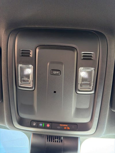 2023 Chevrolet Suburban LS