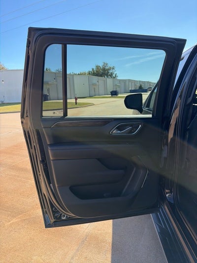 2023 Chevrolet Suburban LS