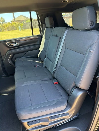 2023 Chevrolet Suburban LS