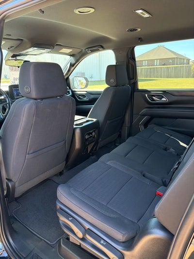 2023 Chevrolet Suburban LS