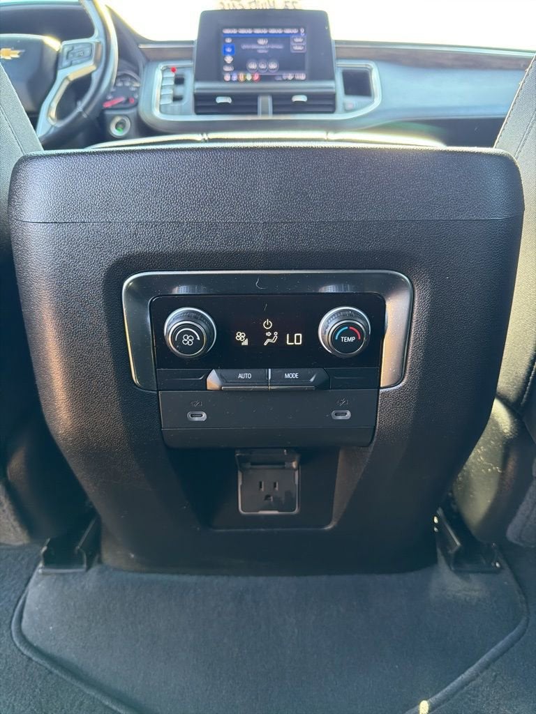 2023 Chevrolet Suburban LS