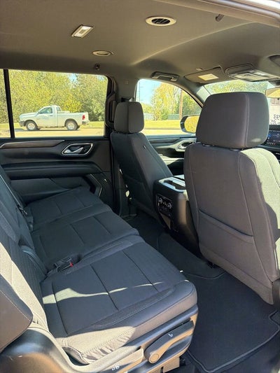 2023 Chevrolet Suburban LS