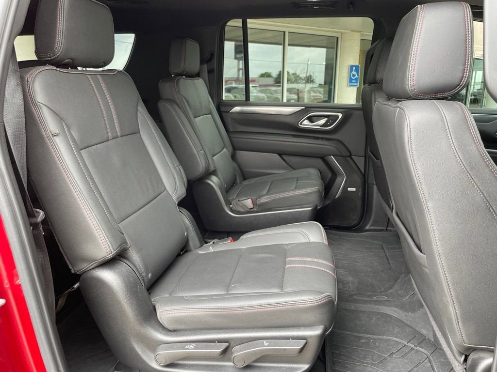 2024 Chevrolet Suburban RST