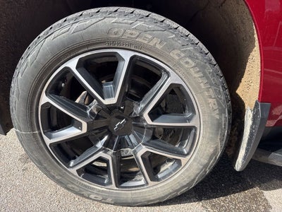 2024 Chevrolet Suburban RST