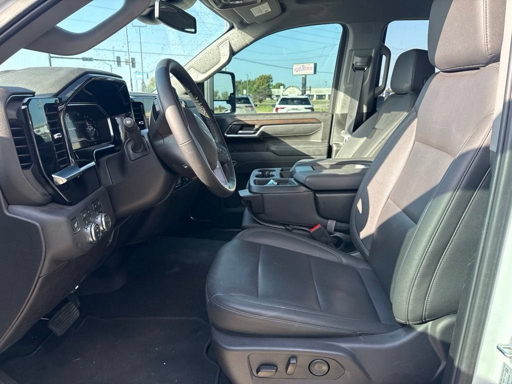 2025 GMC Sierra 2500 HD SLT