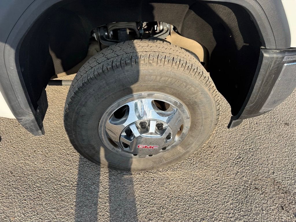 2025 GMC Sierra 3500 HD SLE DRW