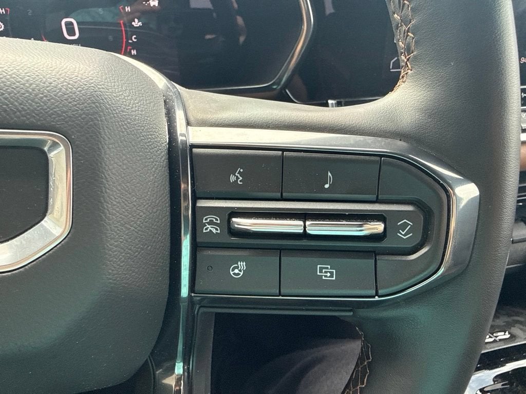 2023 GMC Canyon AT4