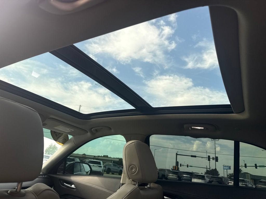 2022 Cadillac XT4 Luxury
