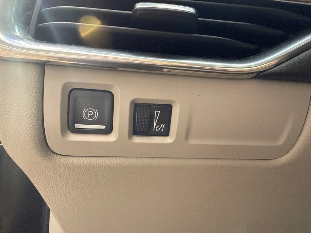 2022 Cadillac XT4 Luxury