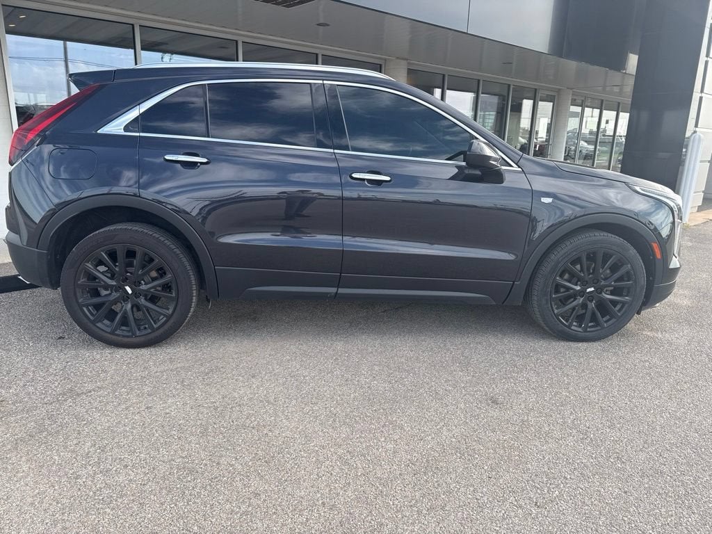 2022 Cadillac XT4 Luxury