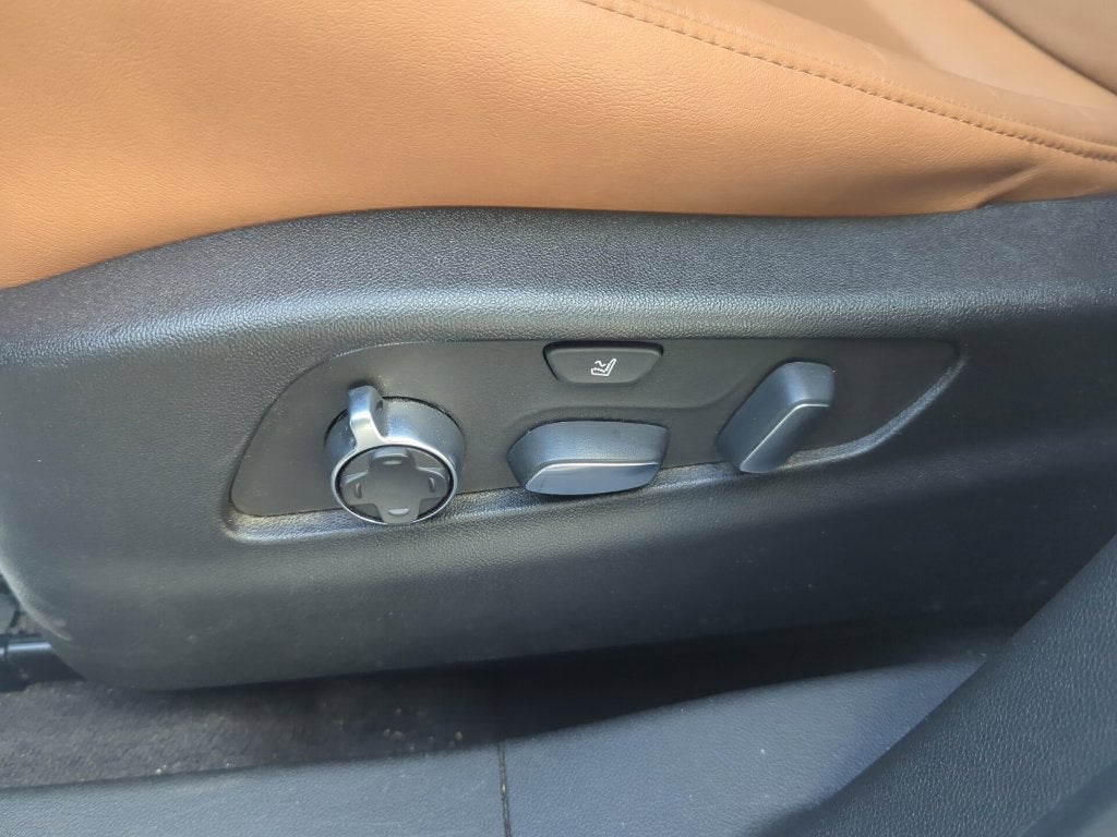 2022 Cadillac XT4 AWD Sport