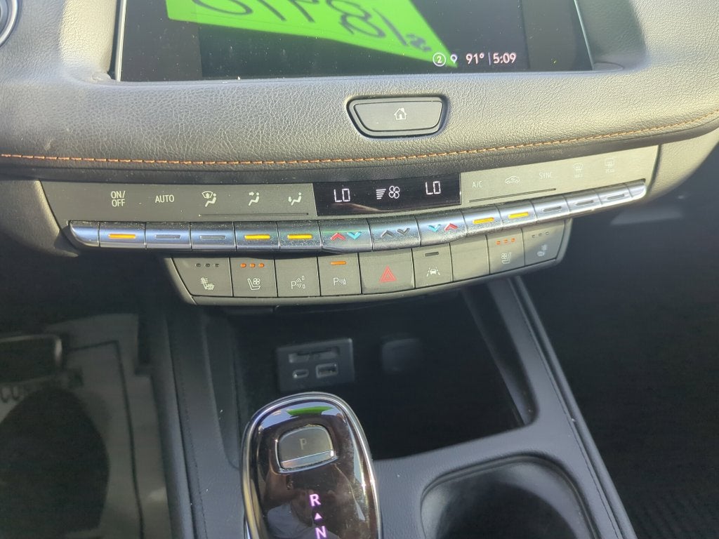 2022 Cadillac XT4 AWD Sport