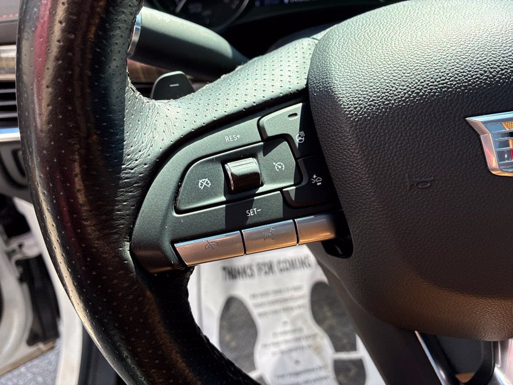 2022 Cadillac XT4 AWD Sport