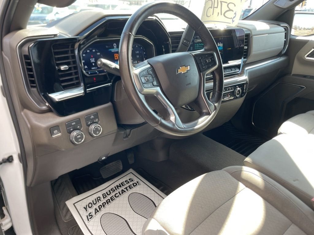 2023 Chevrolet Silverado 1500 LT