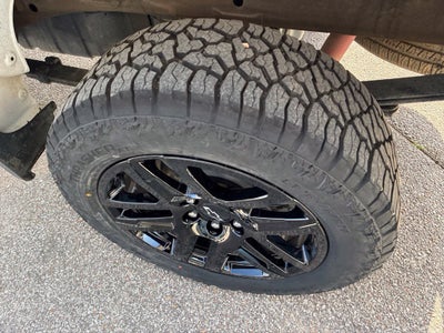 2024 Chevrolet Silverado 1500 Custom Trail Boss