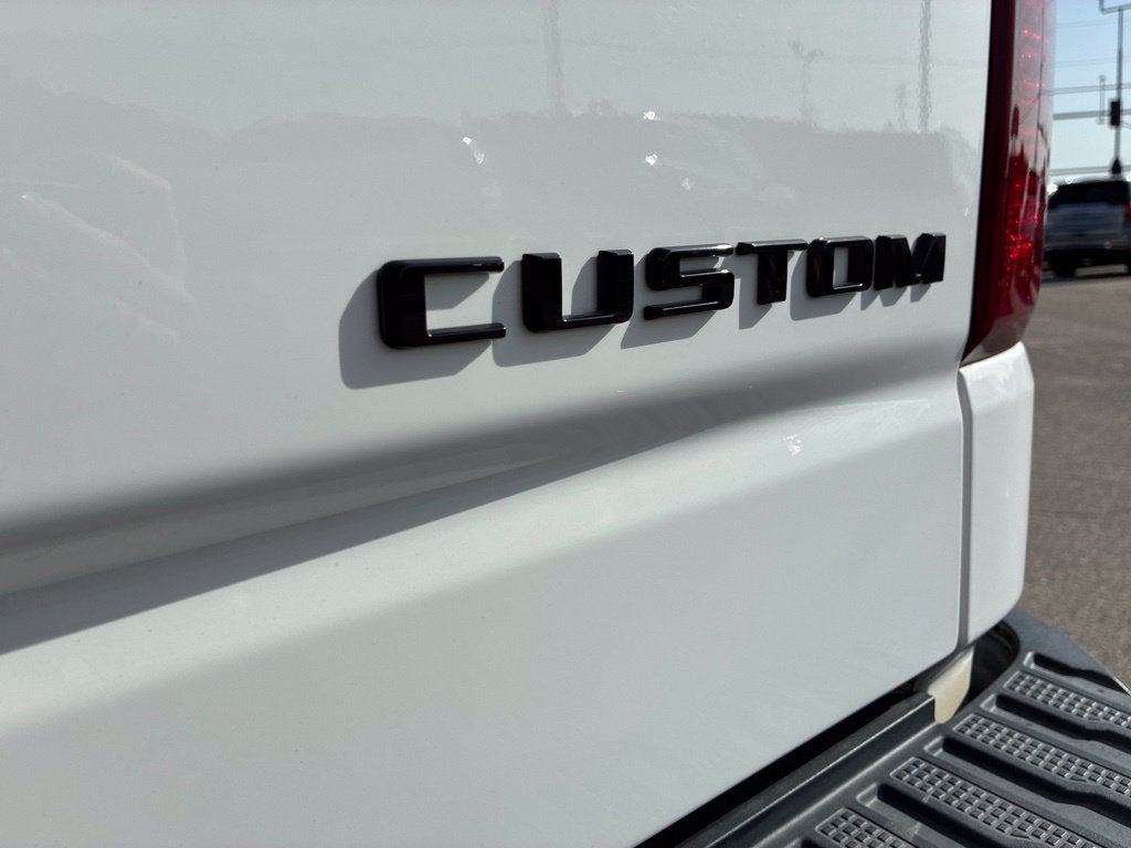 2024 Chevrolet Silverado 1500 Custom Trail Boss