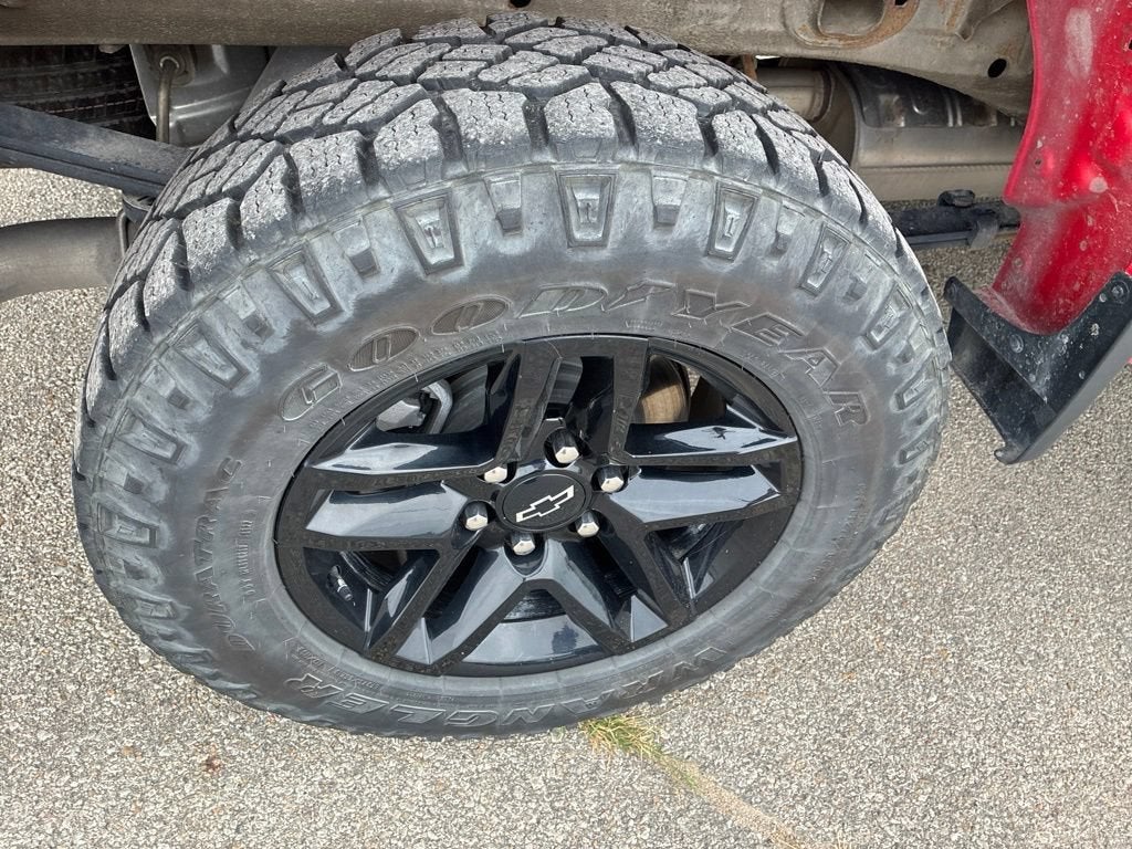 2023 Chevrolet Silverado 1500 Custom Trail Boss