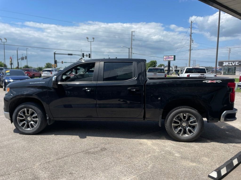 2023 Chevrolet Silverado 1500 LT (2FL)