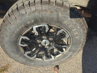 2024 Chevrolet Silverado 1500 ZR2
