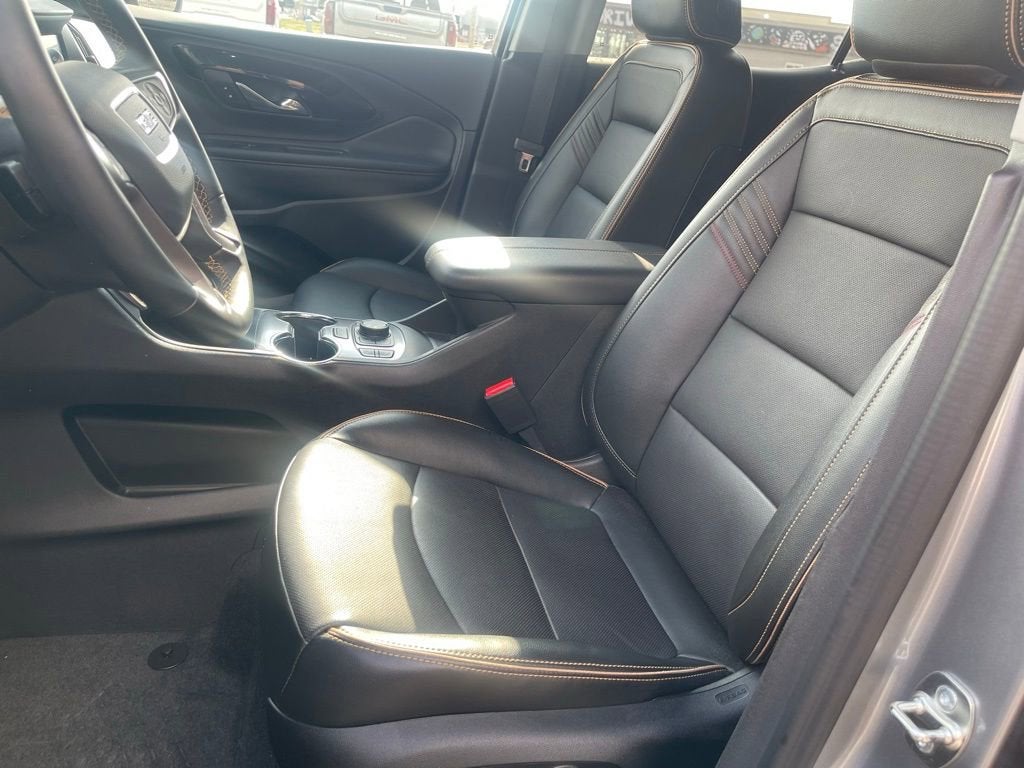 2024 GMC Terrain AT4