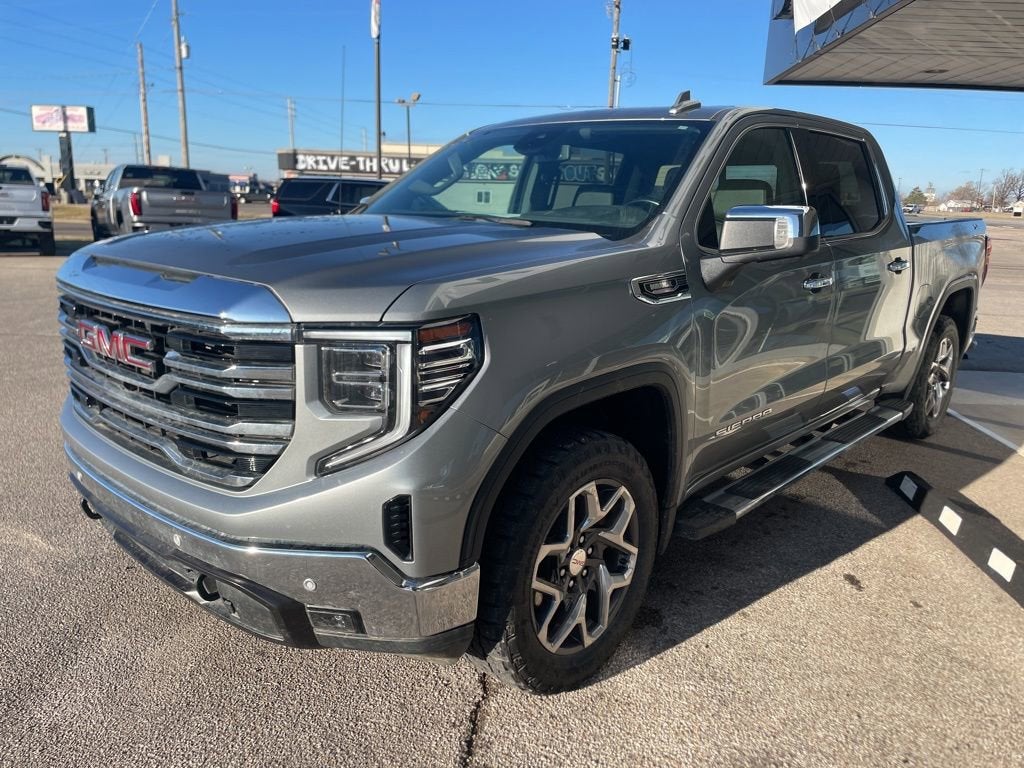 2024 GMC Sierra 1500 SLT