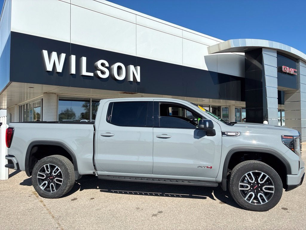 2025 GMC Sierra 1500 AT4