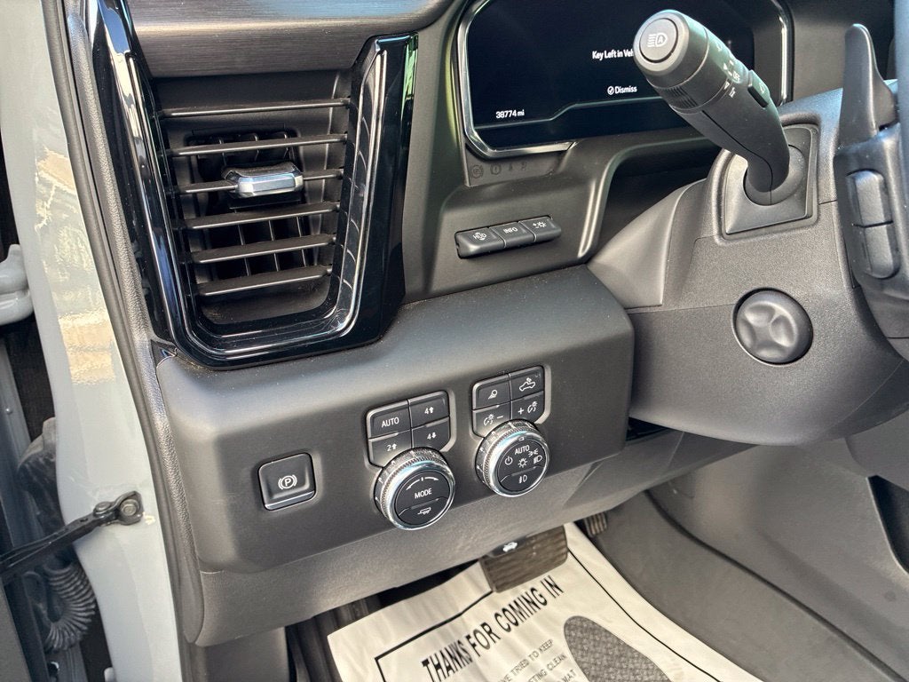 2025 GMC Sierra 1500 AT4