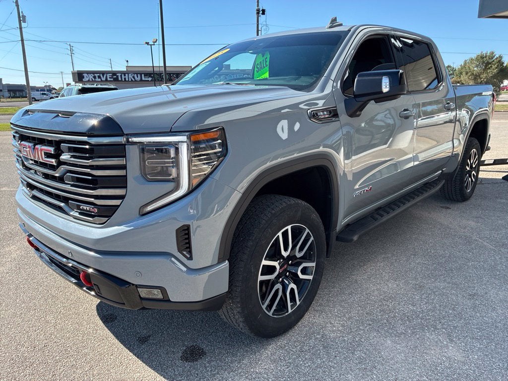 2025 GMC Sierra 1500 AT4