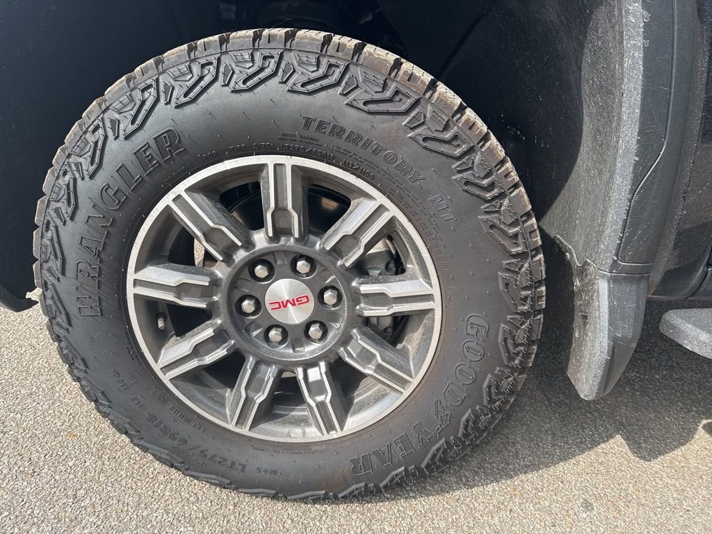 2025 GMC Sierra 1500 AT4