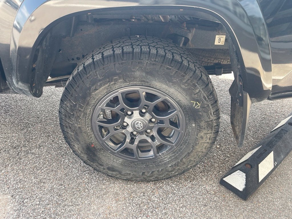 2017 Toyota Tacoma SR5 V6