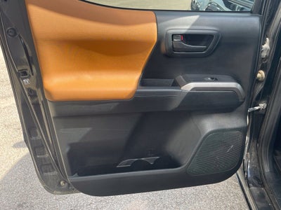 2017 Toyota Tacoma SR5 V6