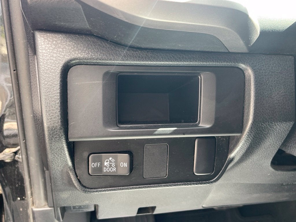 2017 Toyota Tacoma SR5 V6