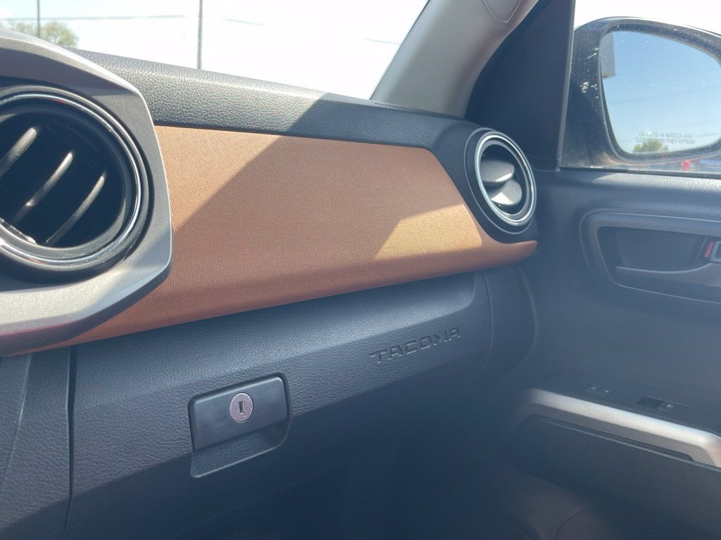 2017 Toyota Tacoma SR5 V6