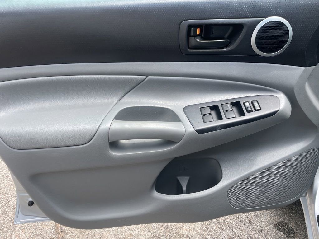 2012 Toyota Tacoma Base V6