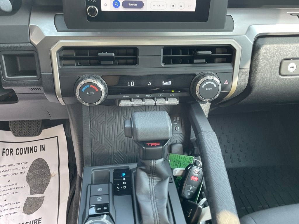 2024 Toyota Tacoma 4WD SR5