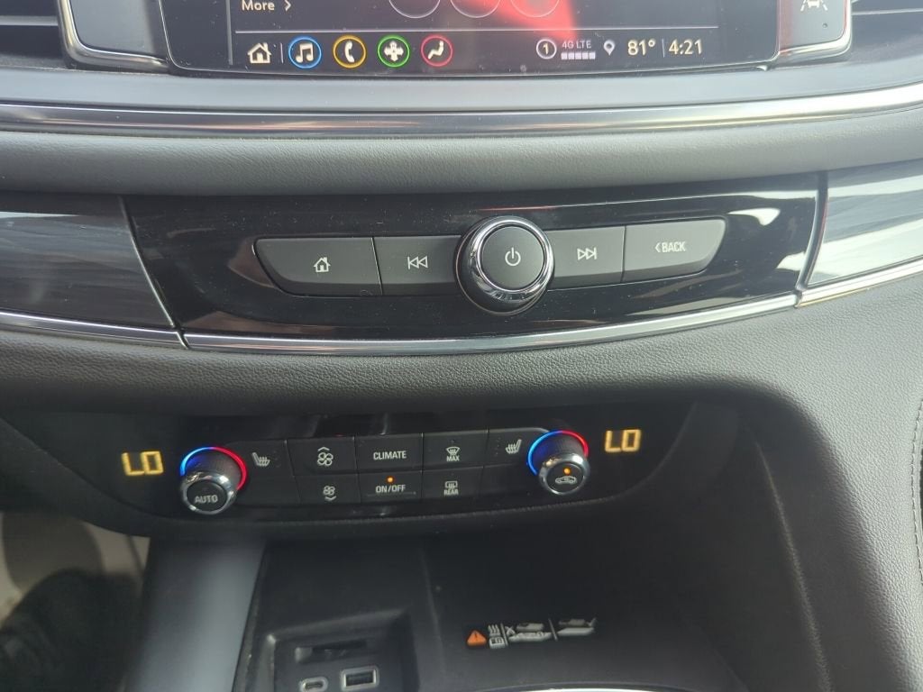 2023 Buick Enclave Essence