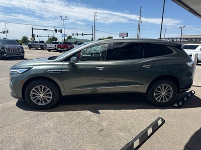 2022 Buick Enclave Essence