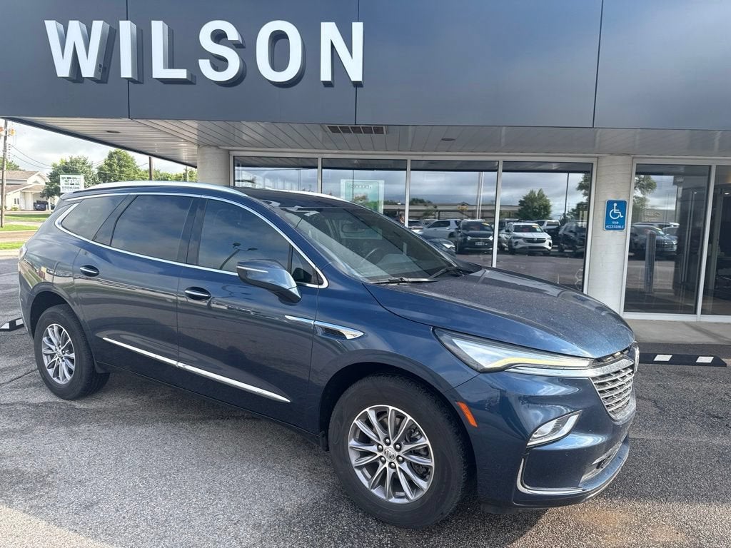 2023 Buick Enclave Essence