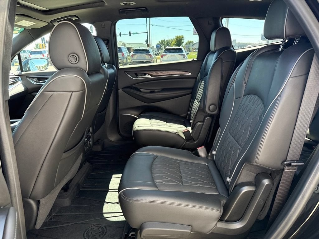 2023 Buick Enclave Avenir