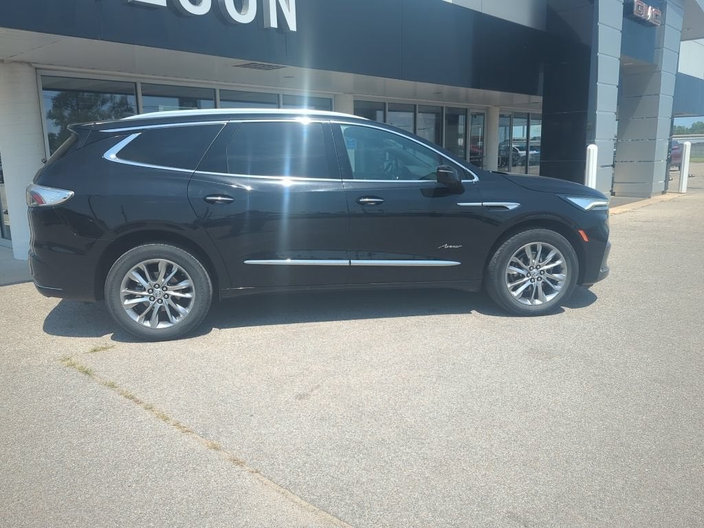 2023 Buick Enclave Avenir