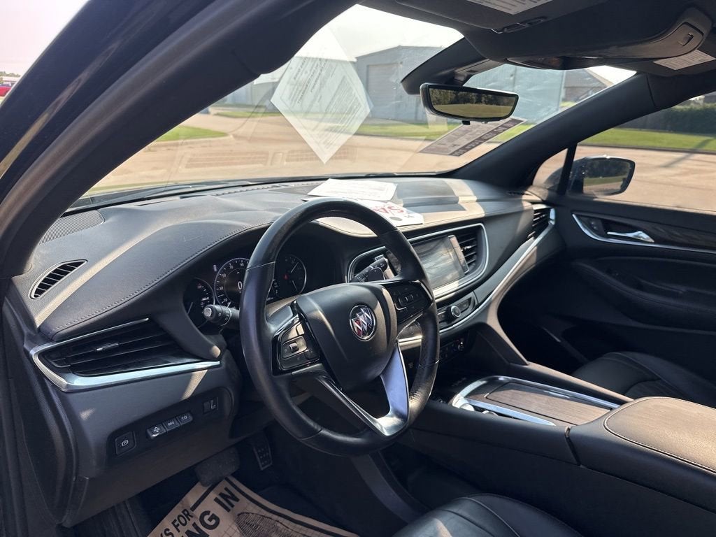 2022 Buick Enclave Avenir