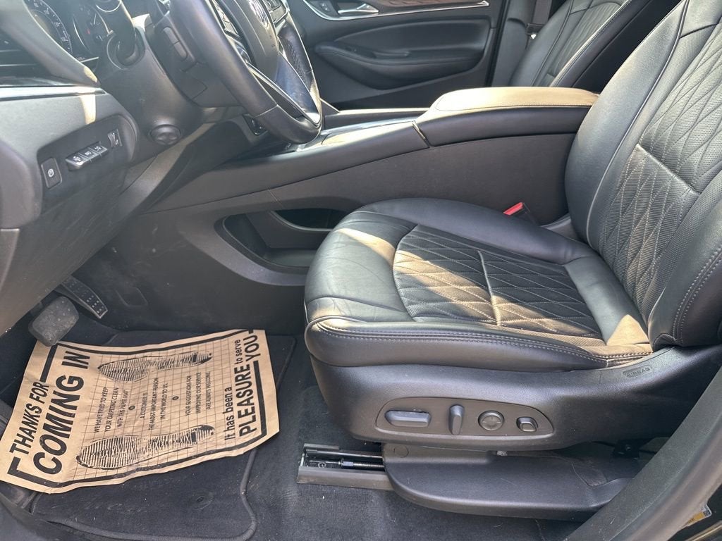 2022 Buick Enclave Avenir