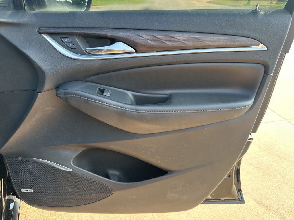 2022 Buick Enclave Avenir