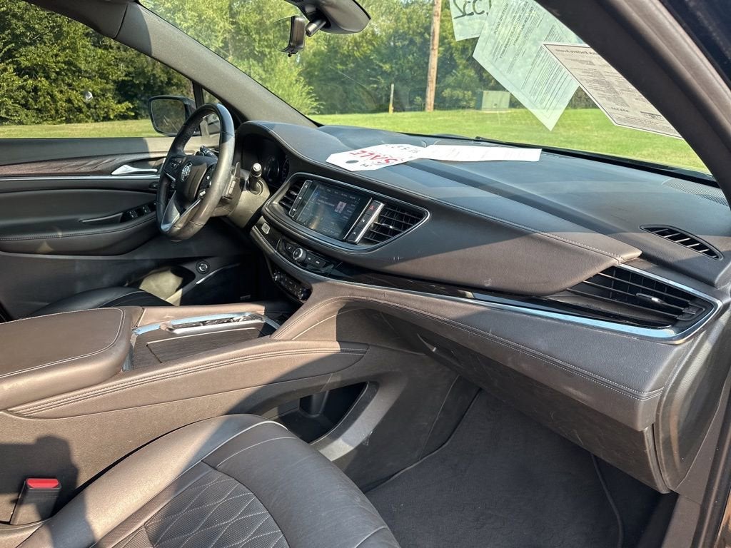 2022 Buick Enclave Avenir