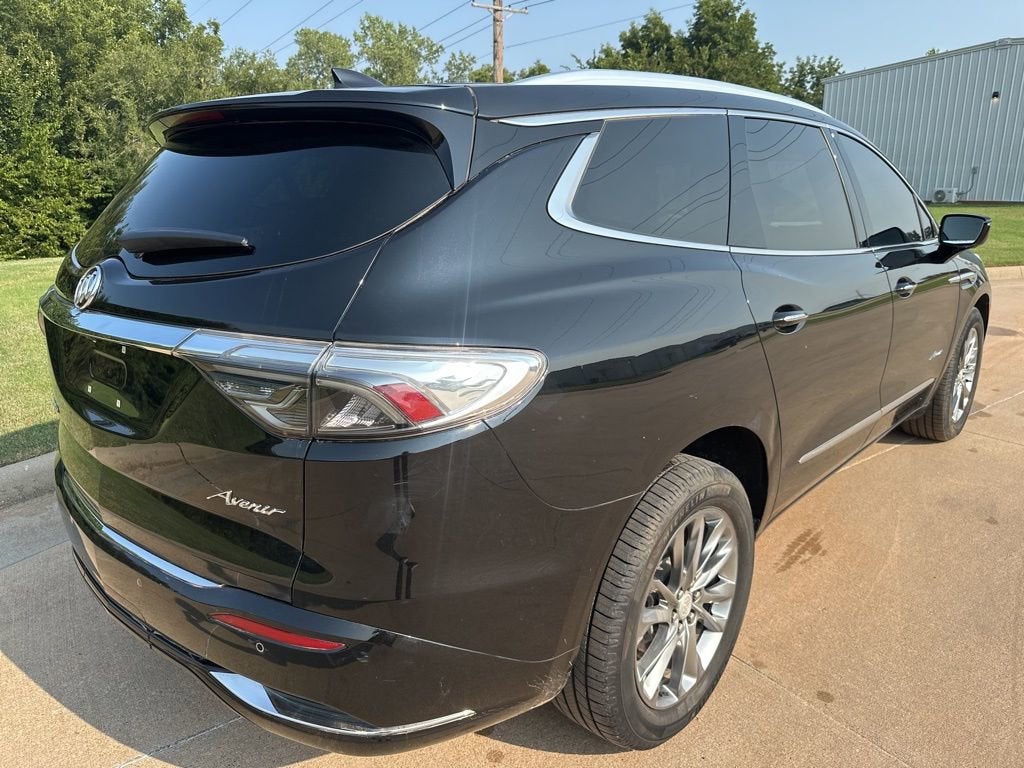 2022 Buick Enclave Avenir